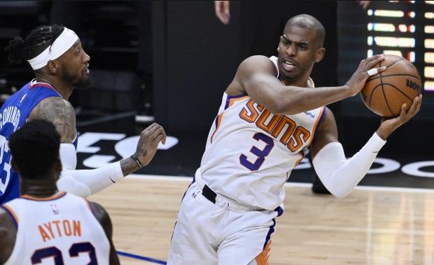 NBA / 承認吧,你真的老了!保羅空位杜蘭特都不給他傳了,主教練看完他的表現直搖頭!-黑特籃球-NBA新聞影音圖片分享社區