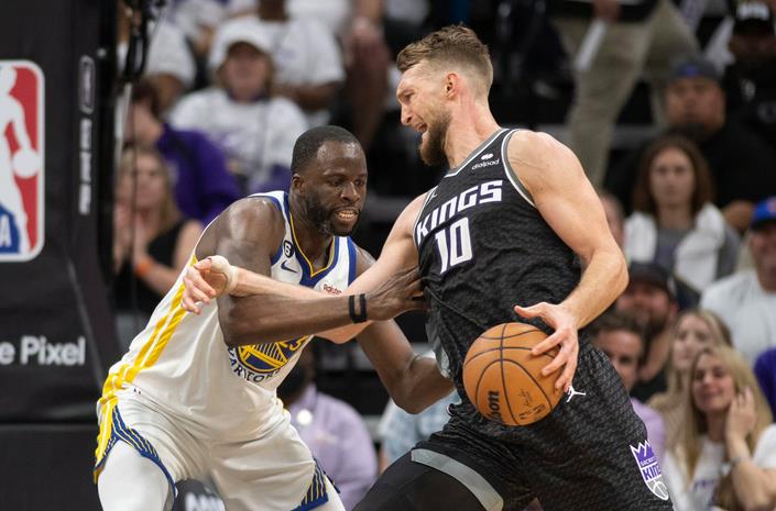 NBA / 國王下場要改變打法,布朗坦言要懲罰勇士防守,球迷擔憂:別跳科爾的陷阱!-黑特籃球-NBA新聞影音圖片分享社區