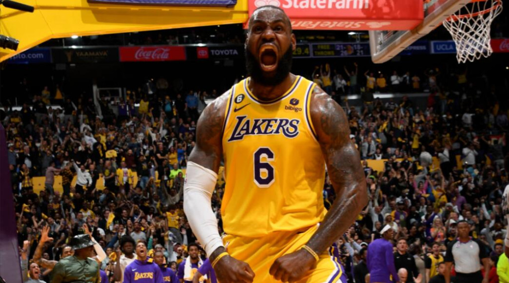 NBA / 湖熊G4裁判報告:僅詹姆斯搶板犯規漏吹,明日有望上演史上第6次黑七!-黑特籃球-NBA新聞影音圖片分享社區