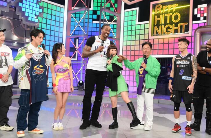樂不思蜀!霍華德攜手啦啦隊美女上《綜藝大熱門》,還向吳宗憲表示:我不想離開台灣!-黑特籃球-NBA新聞影音圖片分享社區