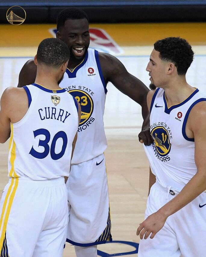 NBA / 時光的痕跡!勇士連曬五張「柯追湯」合照,科爾送動情讚美,95場季後賽勝利歷史第三!-黑特籃球-NBA新聞影音圖片分享社區