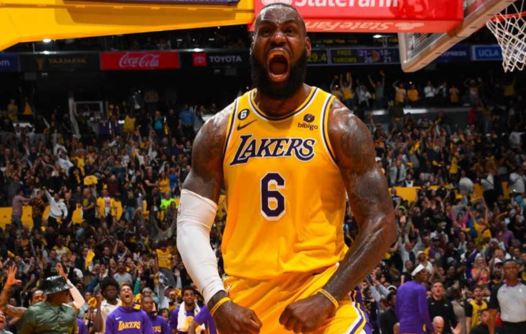 詹姆斯22+5+6助湖人晉級!連創多項不敗紀錄,加冕NBA「終結戰之王」!(影)-黑特籃球-NBA新聞影音圖片分享社區