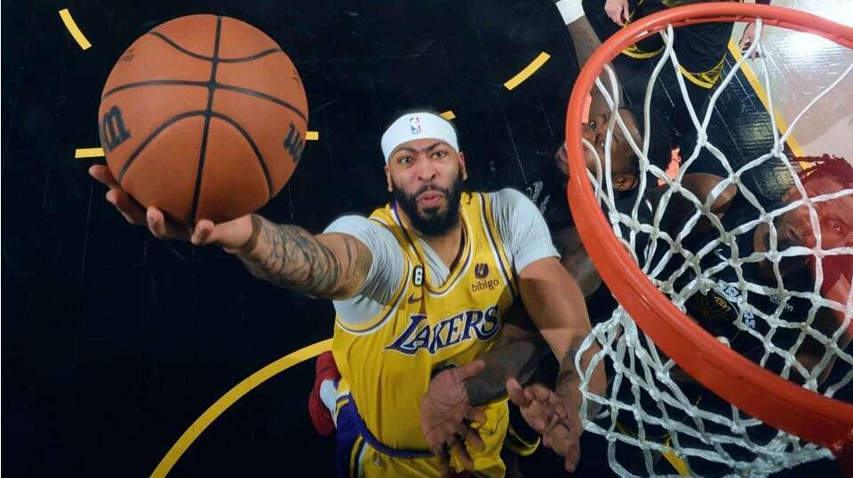 NBA / 【影片】湖勇G1僅一次漏判!普爾超遠三分後搶球一幕有爭議:漏吹湯普森對施羅德犯規!-黑特籃球-NBA新聞影音圖片分享社區