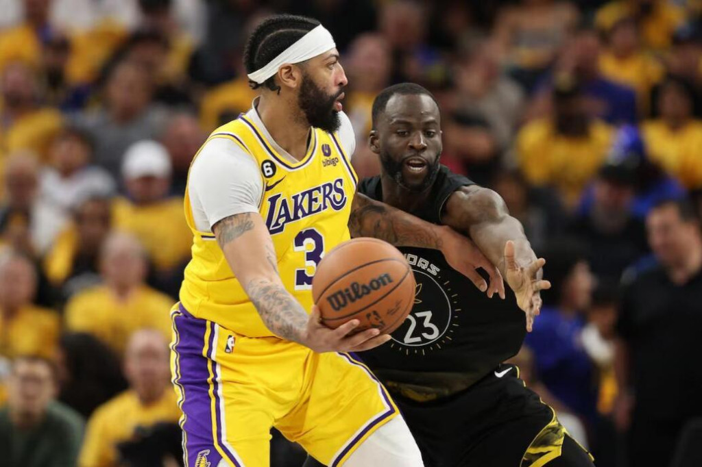 NBA / 一眉哥G1有多猛?數據顯示他打爆勇士所有防守人,名記直言湖人有望奪冠!-黑特籃球-NBA新聞影音圖片分享社區