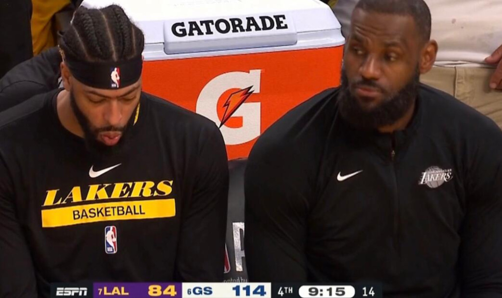 NBA / 心態是真好!湖人被痛揍,落後26分時,漢姆對詹姆斯露出滿臉微笑!-黑特籃球-NBA新聞影音圖片分享社區