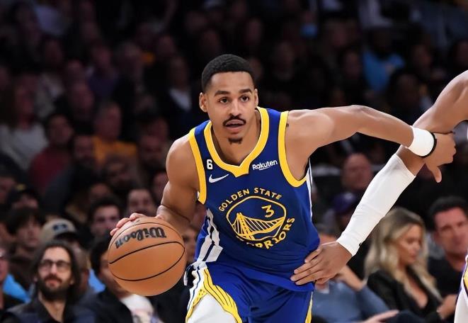 NBA / 勇士白扔1.4億?普爾10中2遭湖人奇兵完爆,「進攻攻不進,防守守不住」成黑洞!-黑特籃球-NBA新聞影音圖片分享社區