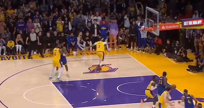 NBA / 【影片】球商壓制!詹姆斯看到追夢突破+威金斯擋拆,馬上安排一眉換防去底角完成抄截!-黑特籃球-NBA新聞影音圖片分享社區