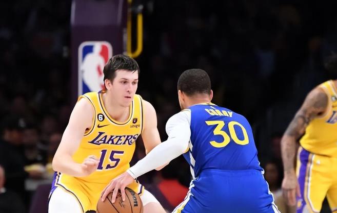 NBA / 5080萬變9860萬!湖人小將里夫斯身價暴漲直追「大頭哥」,里夫斯:我要把錢存起來!-黑特籃球-NBA新聞影音圖片分享社區