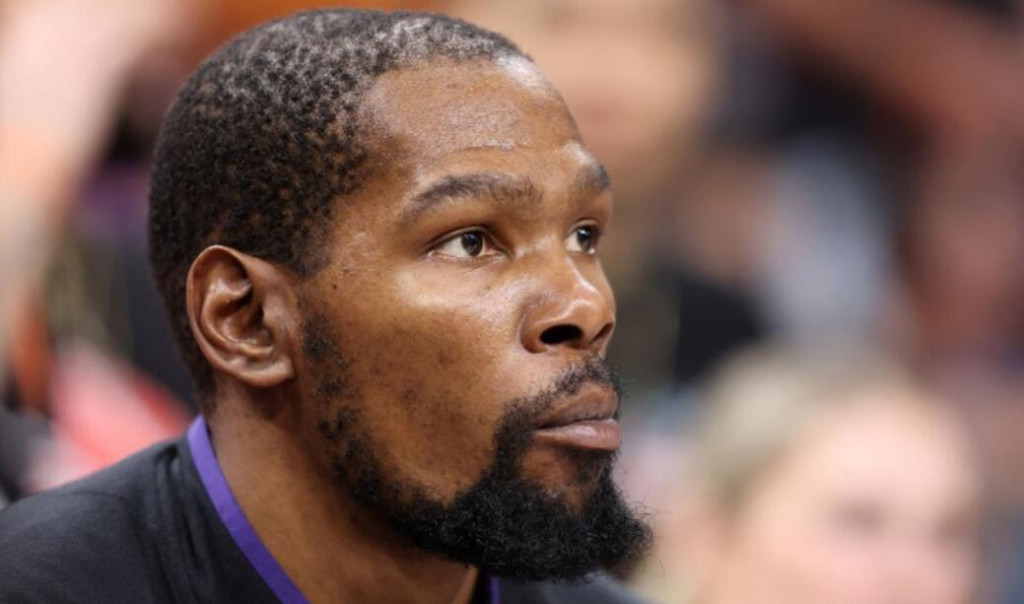 NBA / 系列賽已結束?太陽兩節崩盤,生死戰半場落後30分,解說員:球場變圖書館!(影)-黑特籃球-NBA新聞影音圖片分享社區