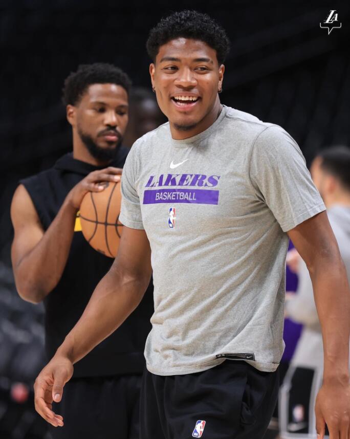 NBA / 湖人備戰G1!詹姆斯努力適應高原反應,漢姆打趣如何限制金塊:我們要綁架約基奇!-黑特籃球-NBA新聞影音圖片分享社區