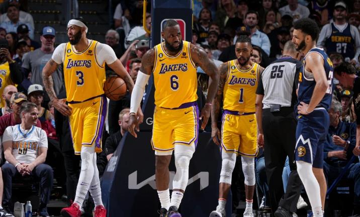 NBA / 湖人第三戰怎麼贏?小Thomas支招湖人:用TT和比斯利,TT有冠軍血統和6次犯規!-黑特籃球-NBA新聞影音圖片分享社區