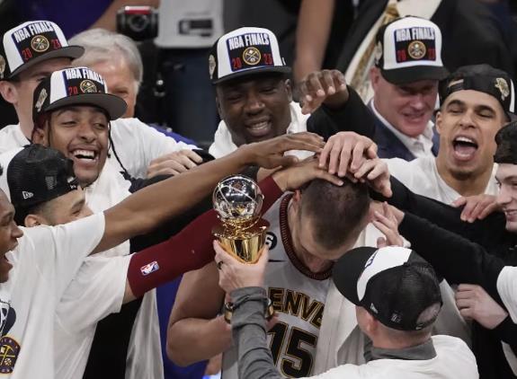 NBA / 五大維度詳解：雙子星無解魔鬼主場，馬龍造最強進攻！詹姆斯：金塊是湖人時期最恐怖的對手-黑特籃球-NBA新聞影音圖片分享社區