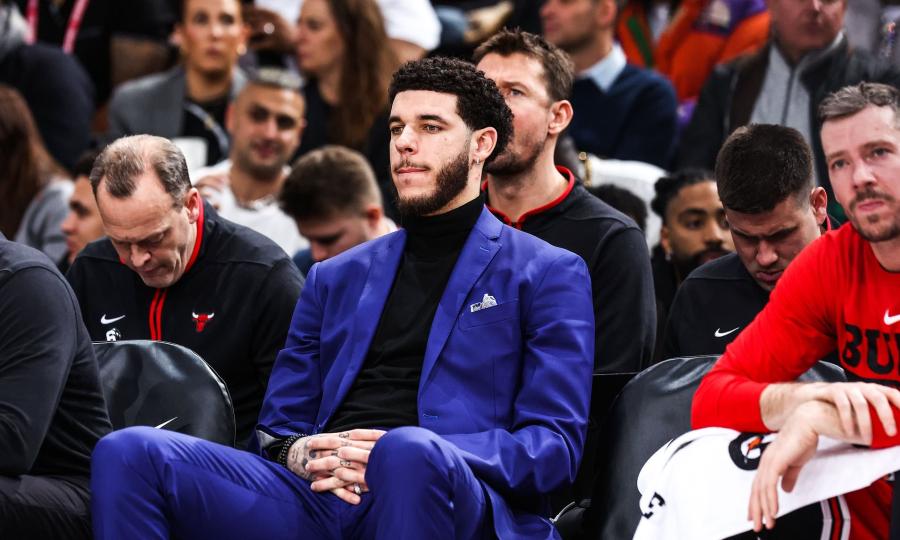 Chicago Bulls 'don't think Lonzo Ball will EVER play again' | Daily Mail  Online