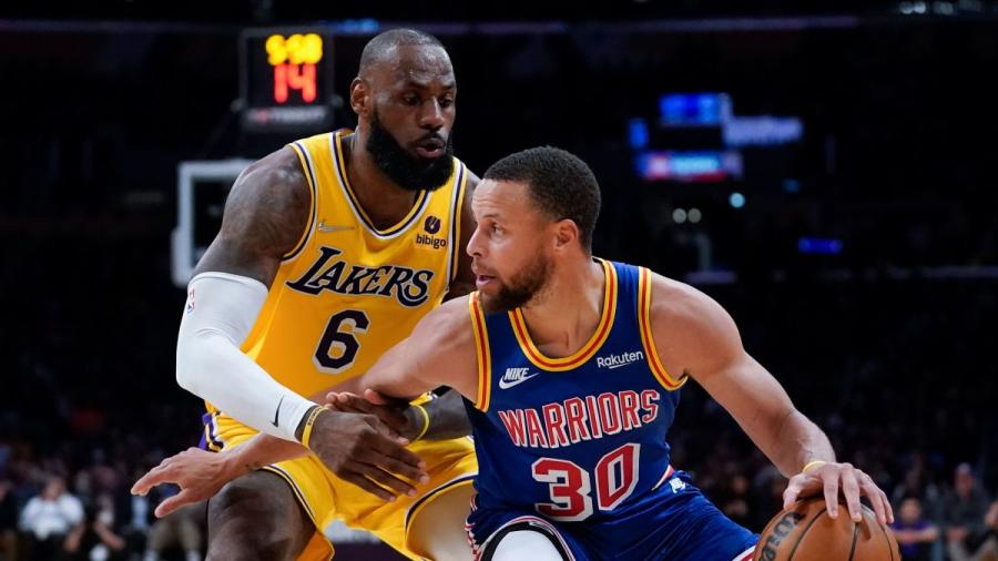 LeBron James vs. Steph Curry: Old rivalries reignite as LA Lakers face Golden  State Warriors | CNN