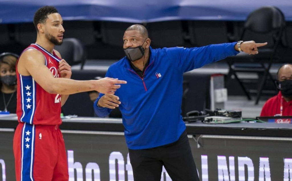 NBA / 痛批雙子星!老河流:恩比德又脆又菜,哈登太獨不服管還不如柯瑞!-黑特籃球-NBA新聞影音圖片分享社區
