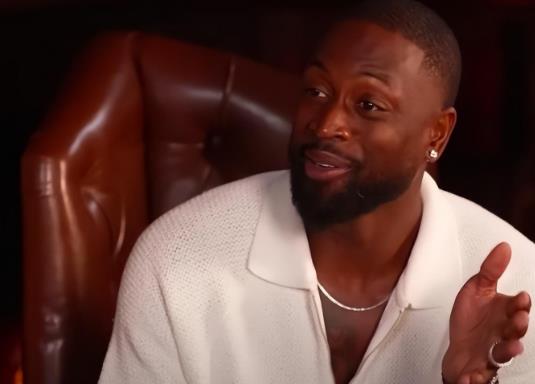 NBA / 韋德談詹姆斯傷缺一個月:是好事情讓湖人擺脫了詹姆斯依賴症,激發小里和羅素的作用-黑特籃球-NBA新聞影音圖片分享社區