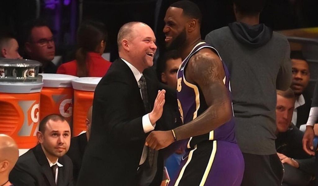 NBA / 忍無可忍無須再忍!馬龍數次嘲諷詹皇,後者回應:適可而止,別欺人太甚!-黑特籃球-NBA新聞影音圖片分享社區