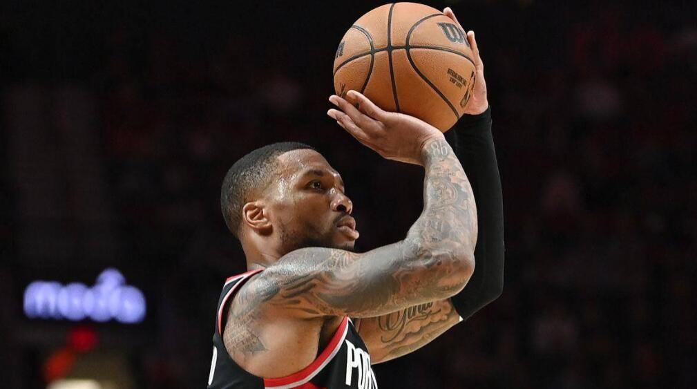 NBA徹底淪為抱團時代,太陽三巨頭成立後,巴特勒也開始招募巨星!-黑特籃球-NBA新聞影音圖片分享社區
