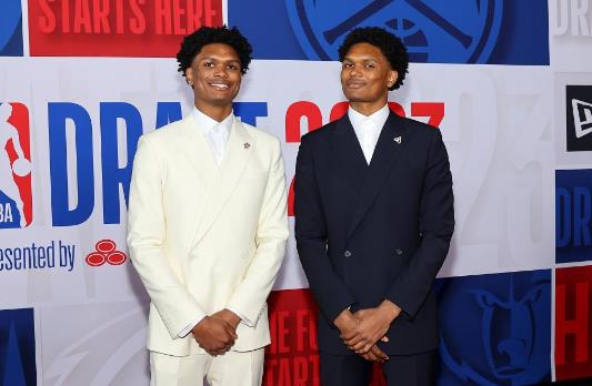 NBA歷史首對雙胞胎！湯普森兄弟同屆選秀中均在前十被選中，9歲時的心願單被曝：成為歷史最佳