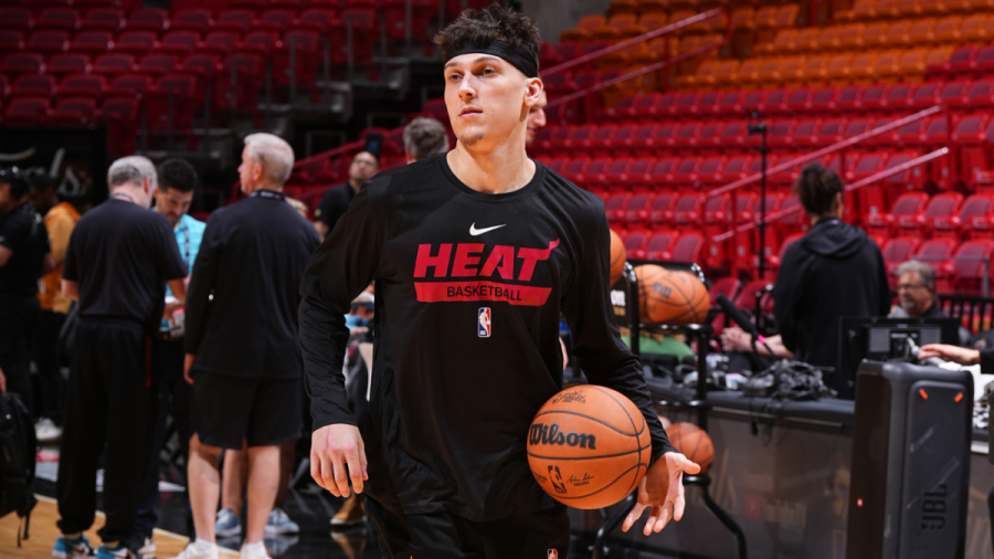 Tyler Herro injury update: Heat guard not yet cleared to play in NBA Finals  Game 4, Erik Spoelstra says - CBSSports.com