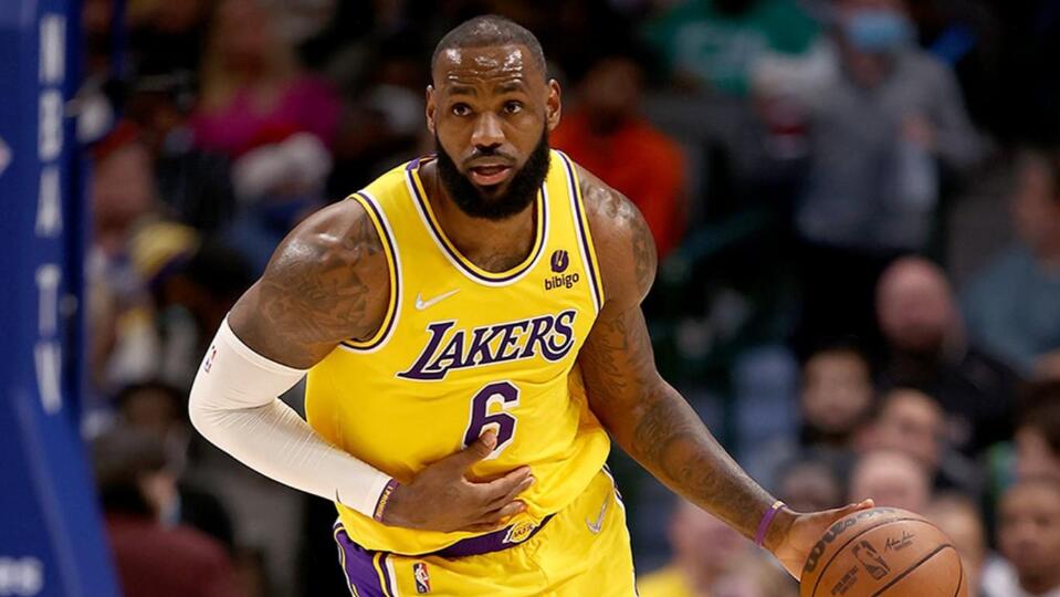 NBA / 連續四筆簽約瘋狂操作!詹姆斯終於得到強援,季後賽神射手正式加盟湖人!-黑特籃球-NBA新聞影音圖片分享社區