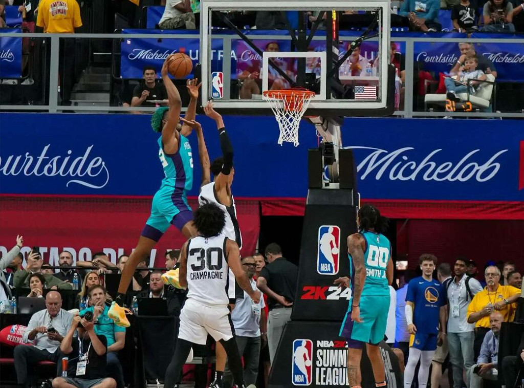 NBA / 【影片】太扎心了!黃蜂官方曬出溫班亞瑪被隔扣相片,後者稱讚米勒配得上榜眼!-黑特籃球-NBA新聞影音圖片分享社區