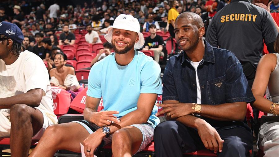 Chris Paul says his family can't believe he is with the Warriors: 'It is what it is' | Fox News