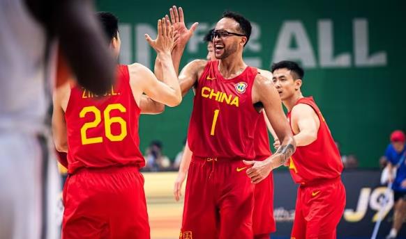 中國男籃1勝4負結束本屆世界盃，徹底無緣奧運會！李凱爾發文將會灰狼準備NBA新賽季