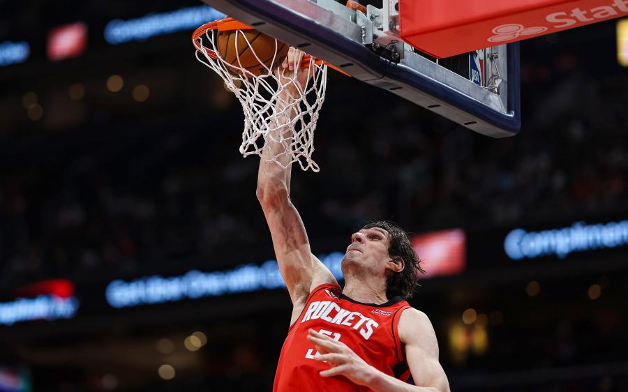 Boban Marjanović Completes the NBA's Texas Triangle