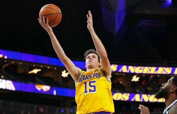NBA / 熱身賽湖人喜提首勝,里夫斯18分練級成功,經歷世界盃後他成長太多!-黑特籃球-NBA新聞影音圖片分享社區