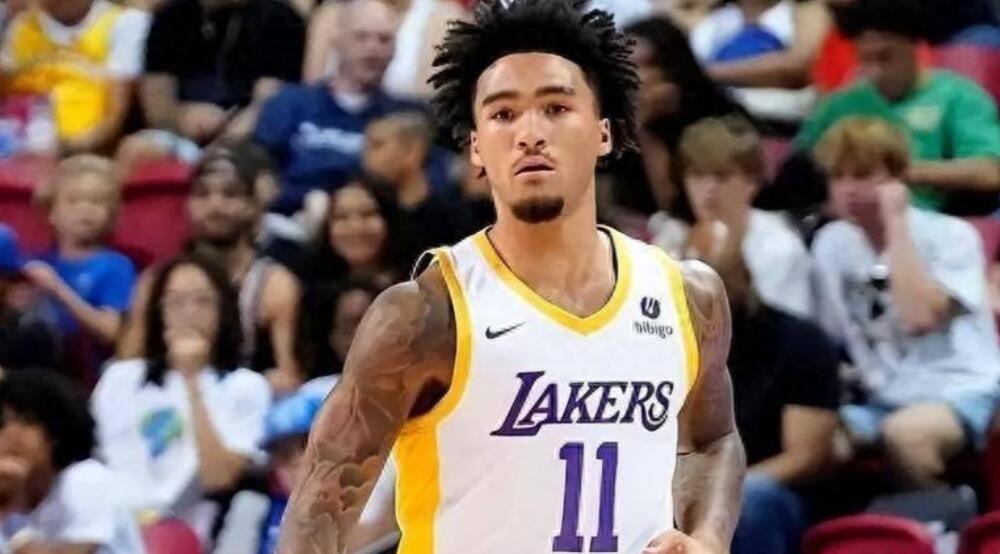 NBA / 熱身賽湖人喜提首勝,里夫斯18分練級成功,經歷世界盃後他成長太多!-黑特籃球-NBA新聞影音圖片分享社區