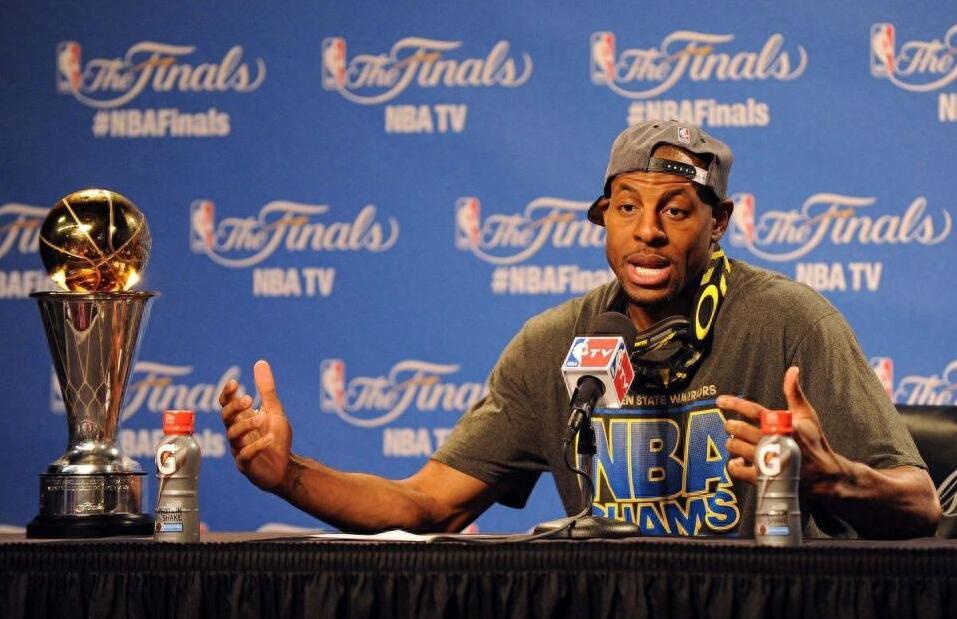 NBA / 39歲伊古達拉宣佈正式退役!勇士曾希望他回歸,老闆承諾會退役他的球衣!-黑特籃球-NBA新聞影音圖片分享社區