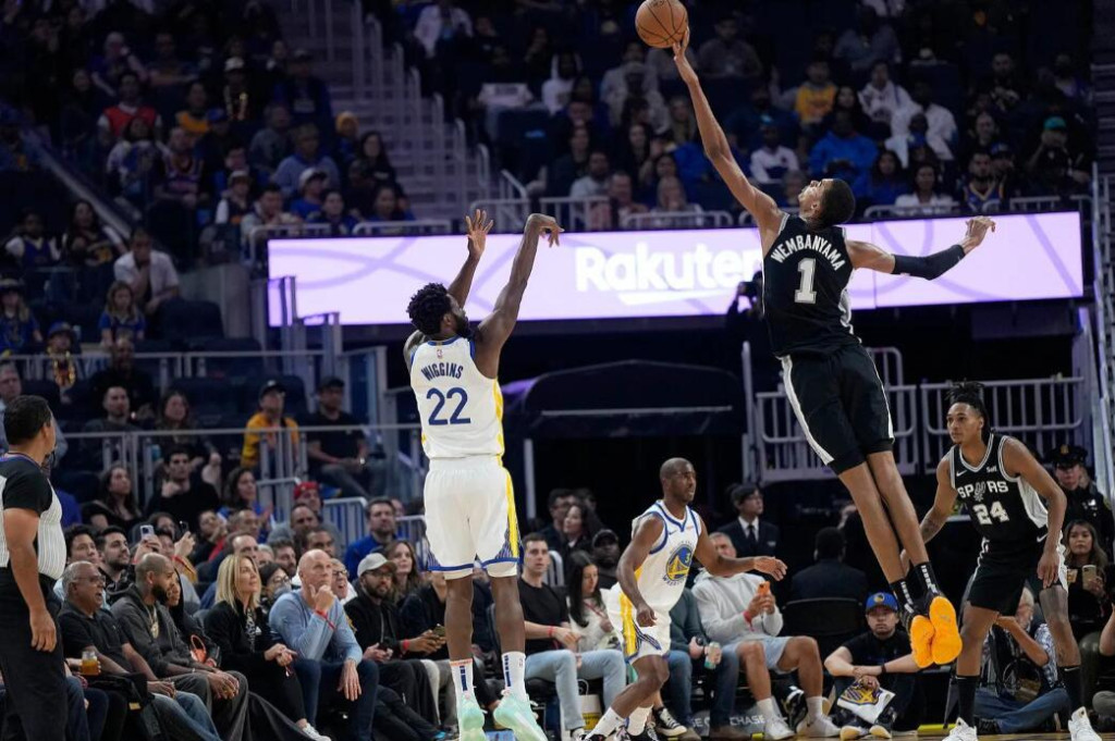 NBA / 溫班亞瑪例行賽首秀一觸即發!美媒稱NBA將迎來新時代,評論員:他的技術超同期詹姆斯!-黑特籃球-NBA新聞影音圖片分享社區