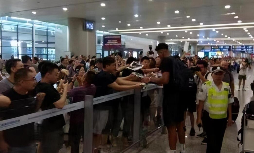 為何黑人球員更容易在NBA打出統治力,看了這5張照片,你就會明白!-黑特籃球-NBA新聞影音圖片分享社區