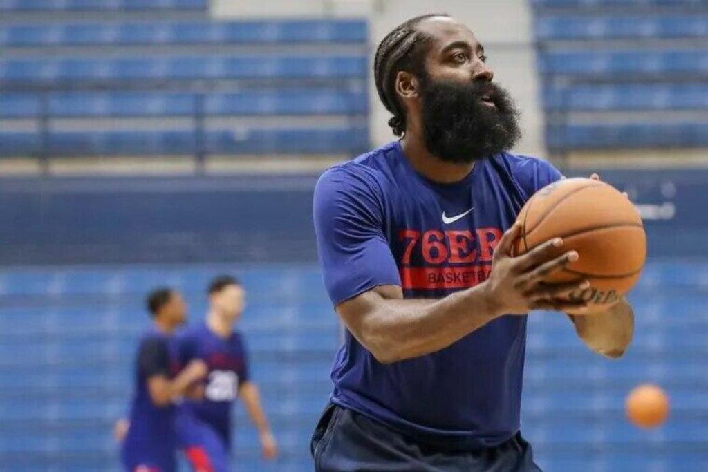 NBA / 揭秘哈登交易更多內幕:機場鬧劇壓垮了和解的最後一根稻草,哈登表示永遠不會搭理莫雷!-黑特籃球-NBA新聞影音圖片分享社區