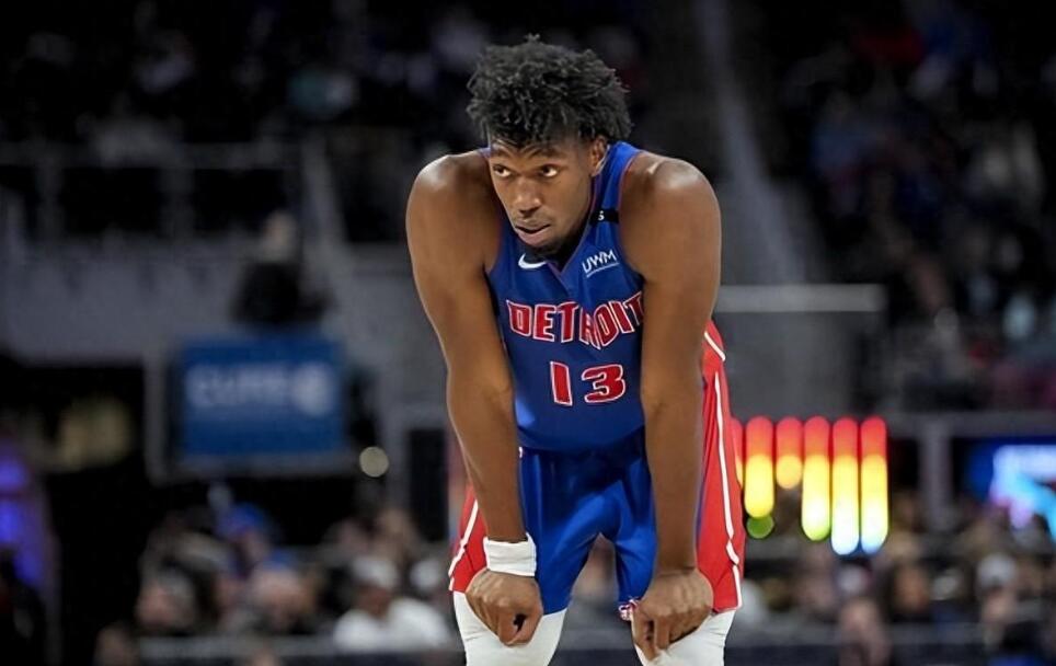 NBA / 正負值終結者!被冷凍4場後首秀,砍4分+正負值-15?勇士榜眼終於廢了!-黑特籃球-NBA新聞影音圖片分享社區