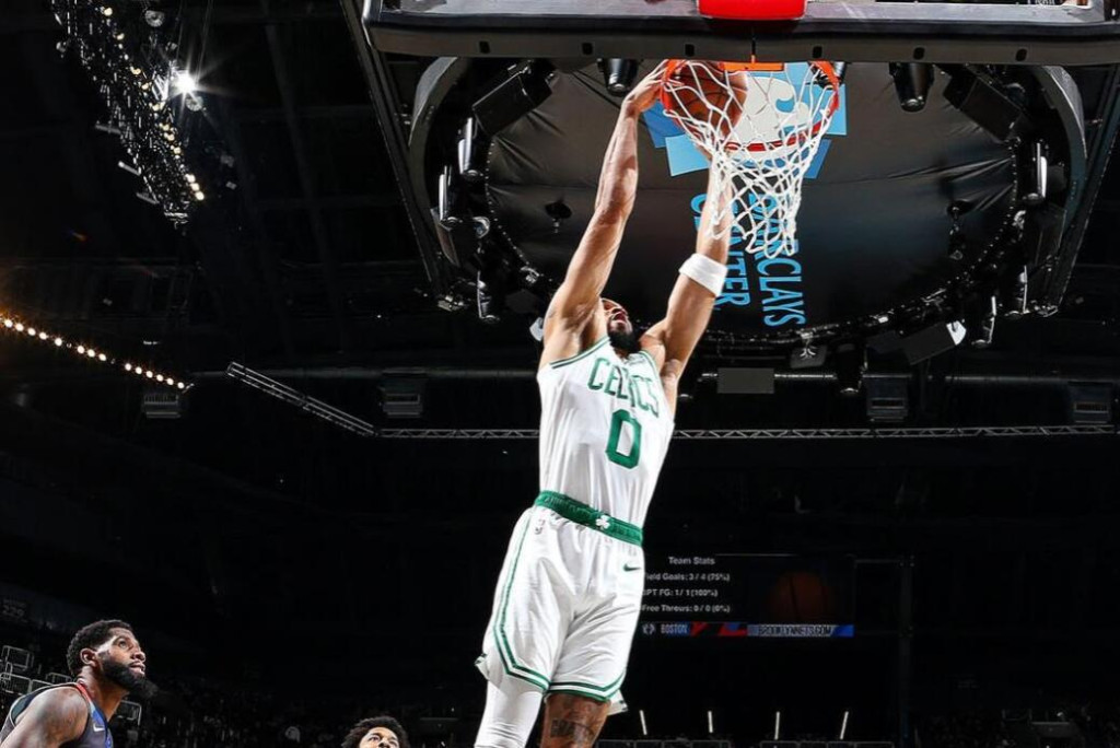 NBA / 泰托姆達成生涯一萬分里程碑!同屆繼米契爾後首人,升至綠軍隊史第13!-黑特籃球-NBA新聞影音圖片分享社區