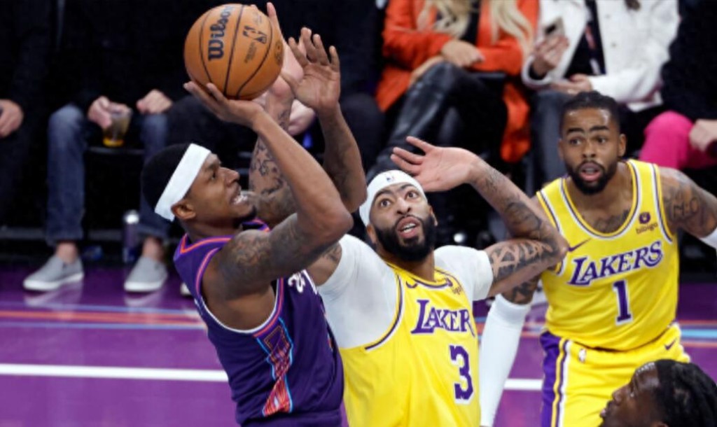 NBA / 湖人太陽裁判報告:僅一次漏判太陽吃虧,瑞迪許三分前戴維斯三秒違例!-黑特籃球-NBA新聞影音圖片分享社區