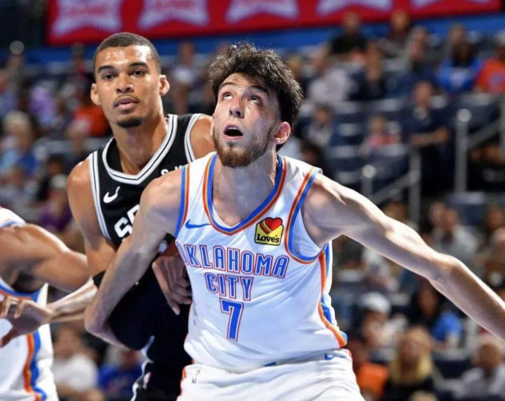 NBA / 截止目前,溫班亞瑪還不是最佳新秀!打出生涯代表作的霍姆葛倫,比他還出色!-黑特籃球-NBA新聞影音圖片分享社區