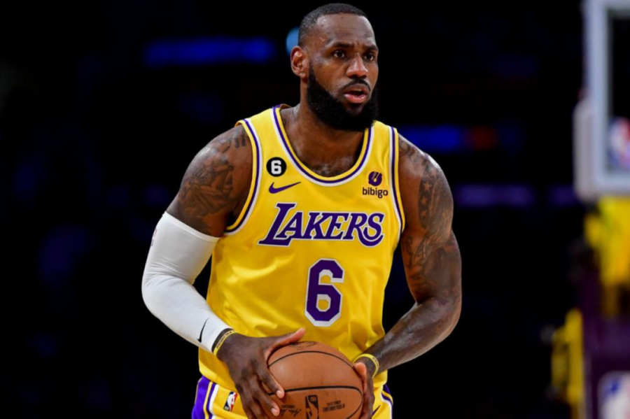 LeBron James: The Highest-Paid Player in the NBA – Fan Arch
