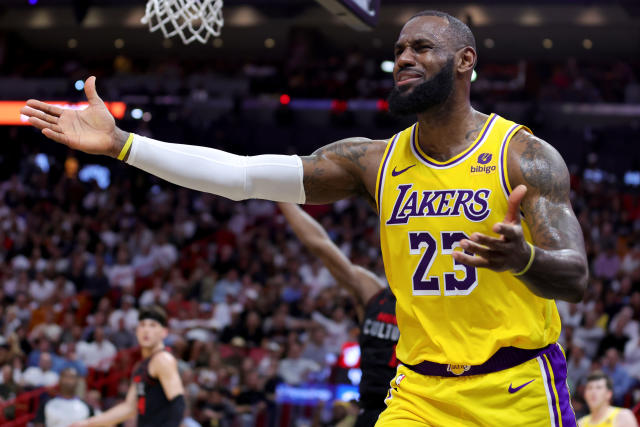 Lakers reportedly complained to NBA that LeBron James didn't shoot enough  free throws vs. Heat