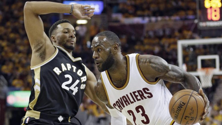 Norman Powell: LeBron James' jersey tug 'disrespectful,' 'trying to son me'  - NBC Sports