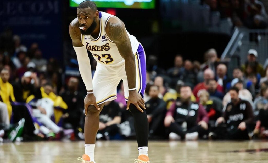 NBA太多億萬富豪破產了!但是這五人永遠不會,喬丹躺著都能賺錢!-黑特籃球-NBA新聞影音圖片分享社區