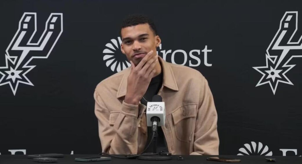 NBA / 溫班亞瑪迎生涯首次缺席!波波提前預判其臀部緊張,遺憾無緣對陣胖虎…-黑特籃球-NBA新聞影音圖片分享社區