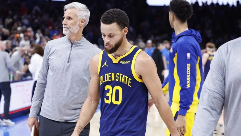 Steph-Curry-Sad-USA-22066000-e1702106716347