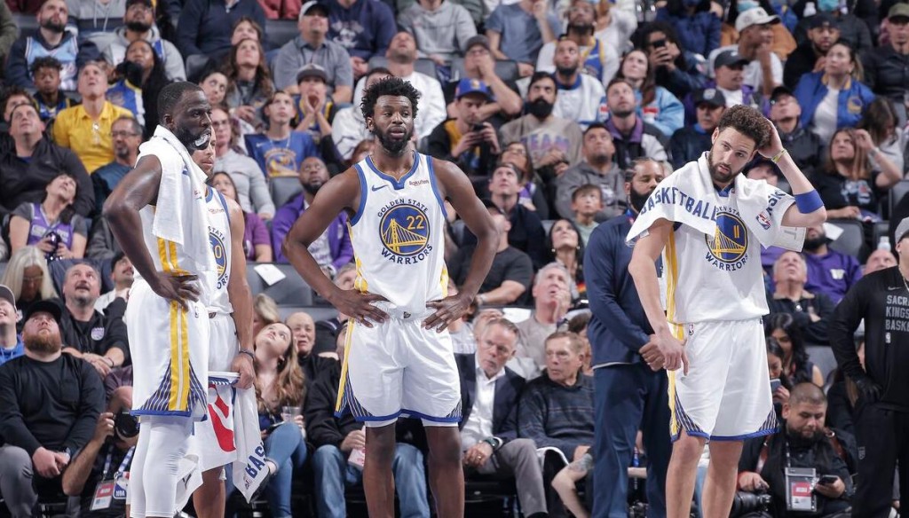 NBA / 效率倒數第一,薪水聯盟第二!先發五人組比活塞還差,勇士再不變就完了!-黑特籃球-NBA新聞影音圖片分享社區